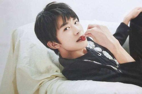 吃瓜鹅娱乐速报肖战,吃瓜鹅娱乐速报,揭秘明星背后的故事